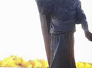 фигура Иакова Заведеева, выполненная из бетона, высотой 200 см