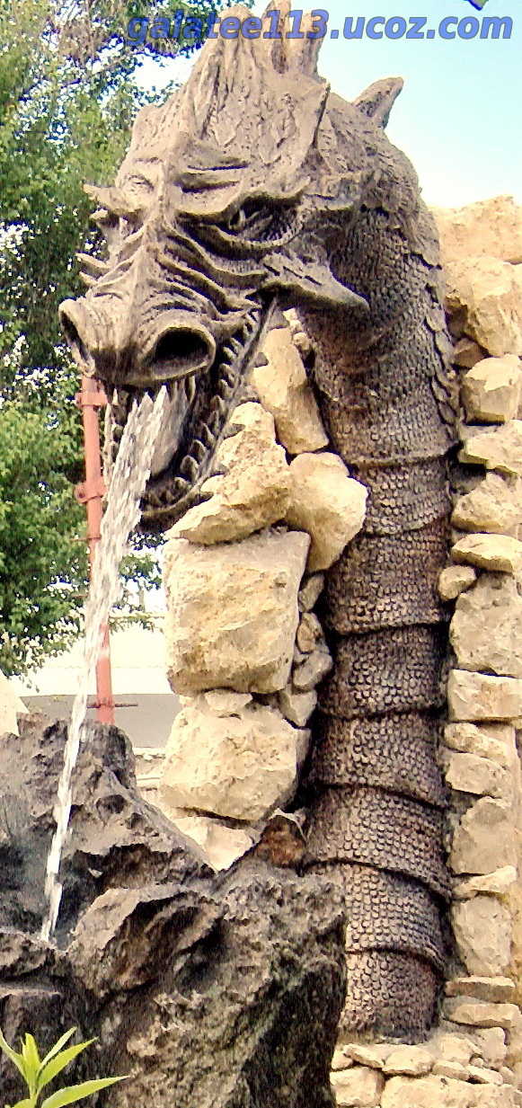 скульптура дракона